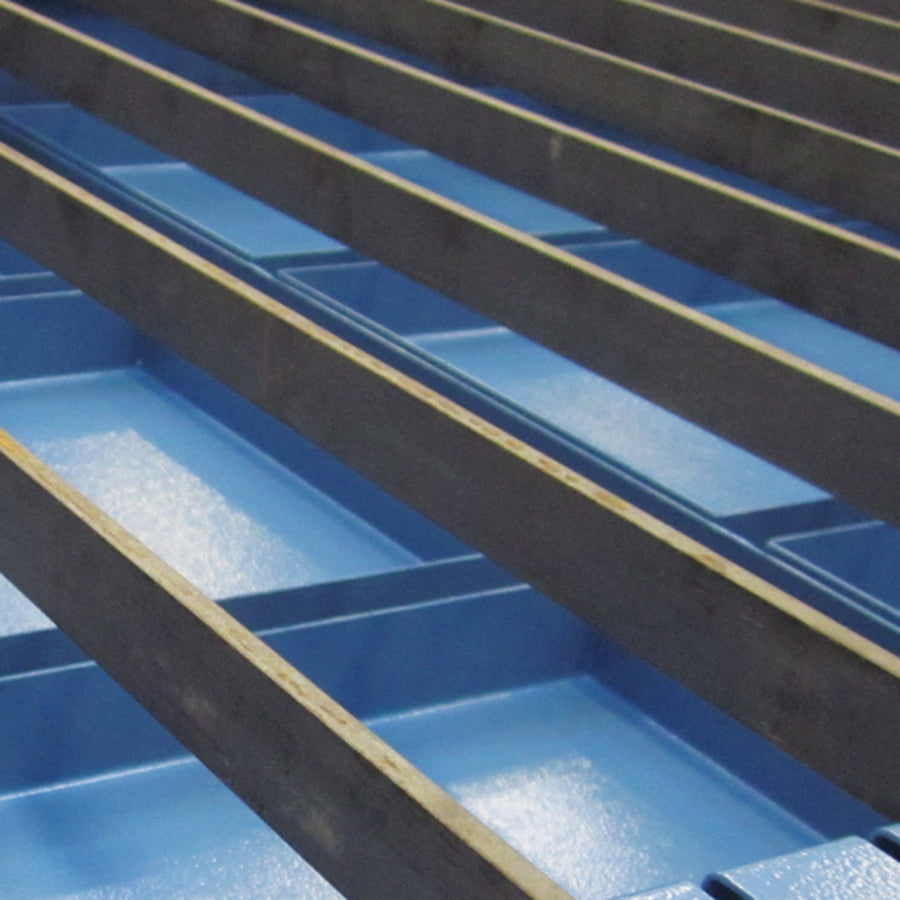 Odsávací stůl PB, stůl pro pálení a řezání, délky 1.100–2.600 mm, šířky 550–1.350 mm