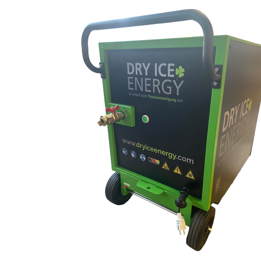 Sausojo ledo srovės įrenginys Champ Ultra, visas komplektas, srovės slėgis 1-16 bar, suslėgto oro poreikis 3.000-10.000 l/min